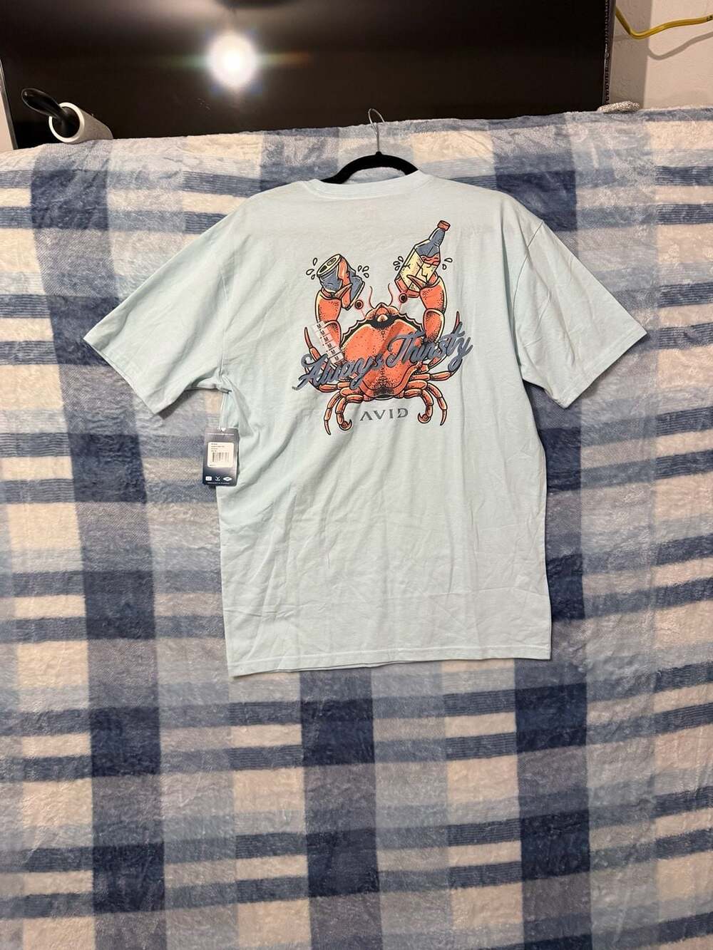 Avid Always Thirsty Crab Graphic T-Shirt Ice Blue M